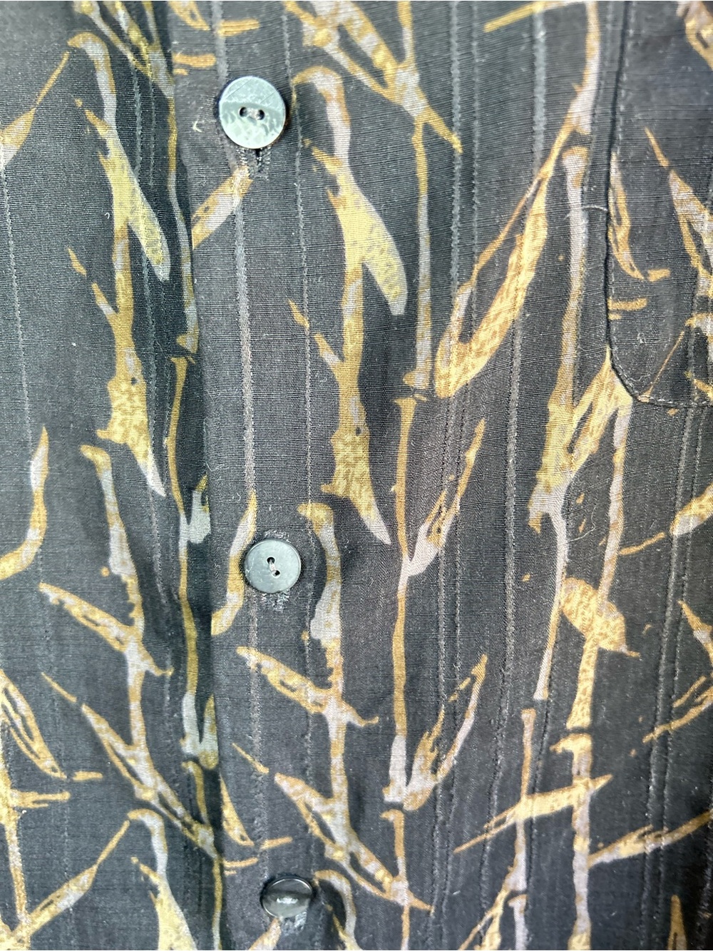 Van Heusen Men’s Large Abstract Print Short Sleeve Button Up Resort Shirt Y2K - Picture 9 of 9